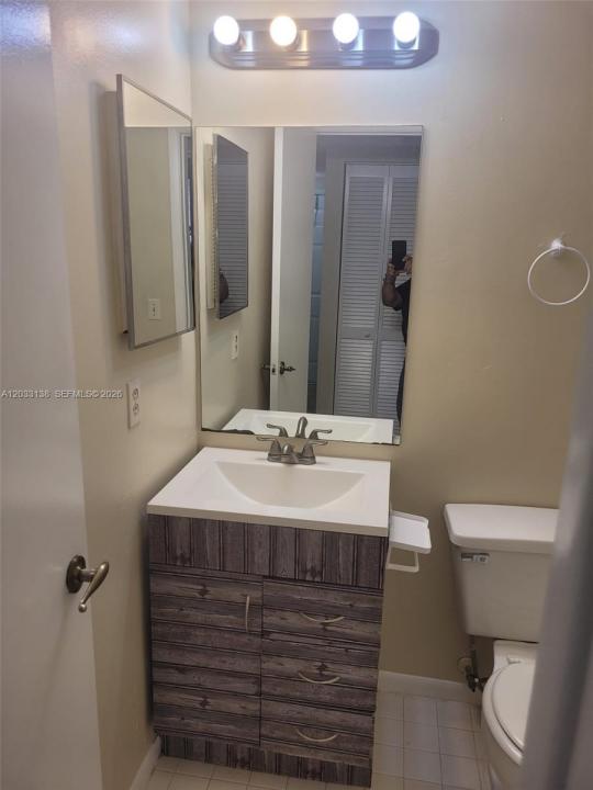 785 NW 103rd Ter 202, Pembroke Pines, Floride 33026, États-Unis