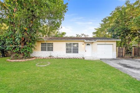 7820 SW 9th St, North Lauderdale, Florida 33068, USA