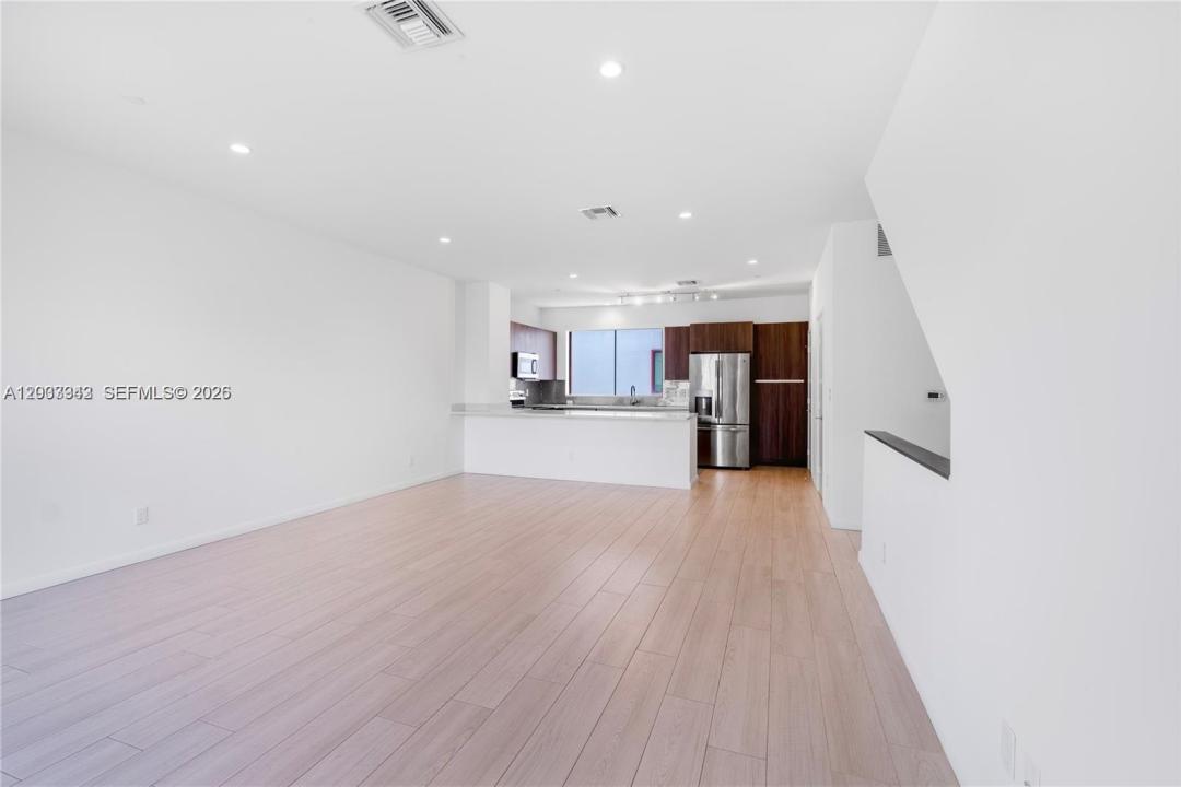 113 NE 6 St. 2123, Fort Lauderdale, فلوريدا 33304, الولايات المتحدة