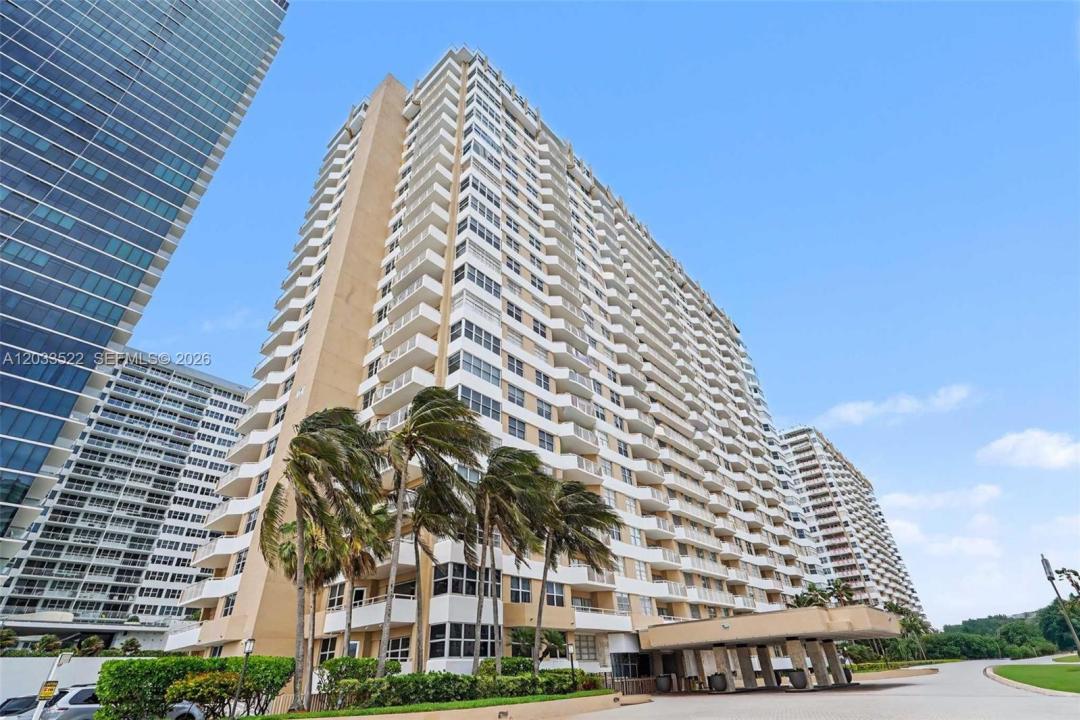 1980 S Ocean Dr 15A, Hallandale Beach, Floride 33009, États-Unis