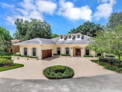 1067 SW 92nd Ave 1067, Plantation, פלורידה 33324, ארצות הברית של אמריקה 