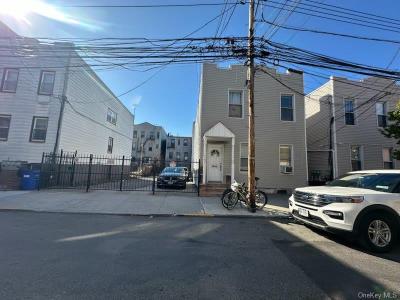 22 Street, New York, New York 11102, États-Unis