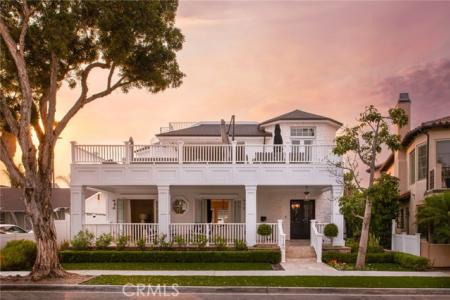 Pine St, Coronado, California 92118