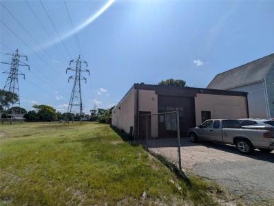 21 Pommenville Street, Pawtucket, Rhode Island 02861, USA