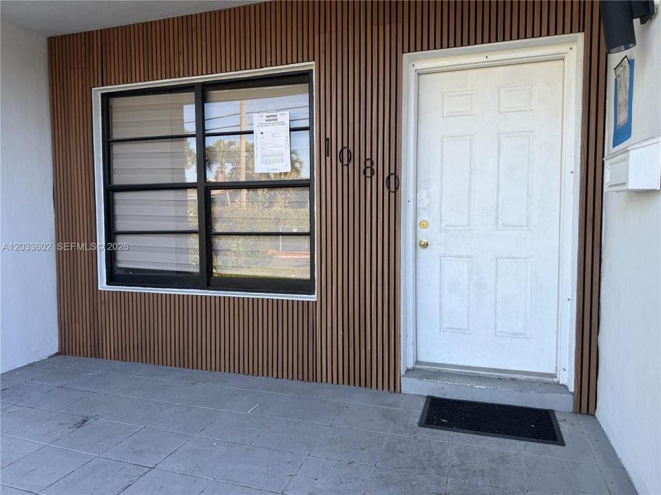1080 NE 83rd St, Miami, Florida 33138, USA