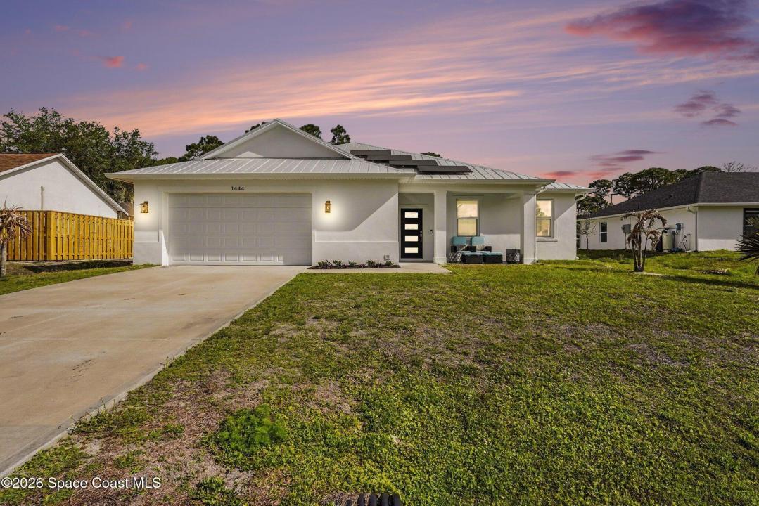 1444 Seeley NW Circle, Palm Bay, Floride 32907, États-Unis