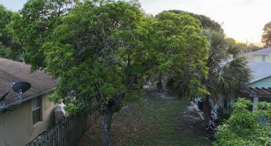 211 N E Street, Lake Worth Beach, Florida 33460