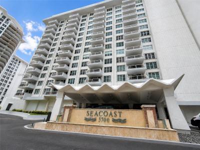 5700 Collins Ave 3A, Miami Beach, Florida 33140, USA