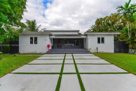 1209 NE 96th St 1209, Miami Shores, Floryda 33138, USA