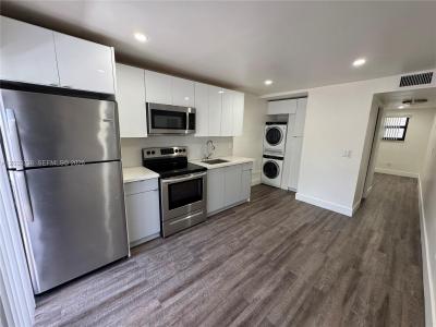 3011 SW 1st Ave 6, Miami, Florida 33129, USA