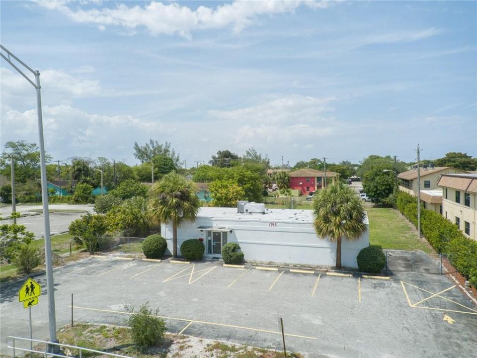 1744 Lake Worth Road, Floride 33460, États-Unis