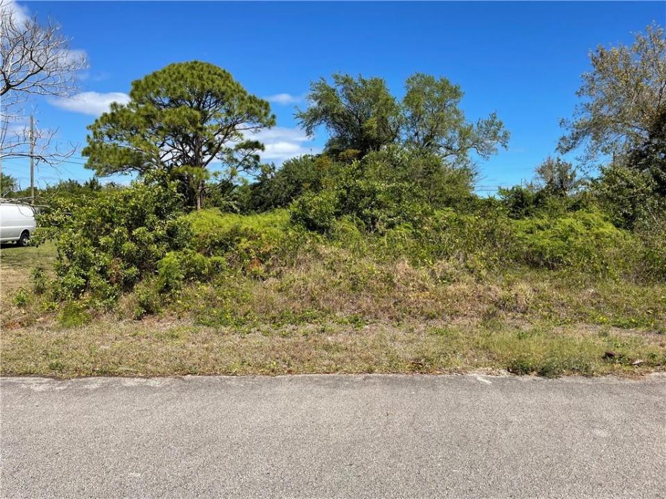 O O Barcelona Avenue, Fort Pierce, Floride 34946, États-Unis