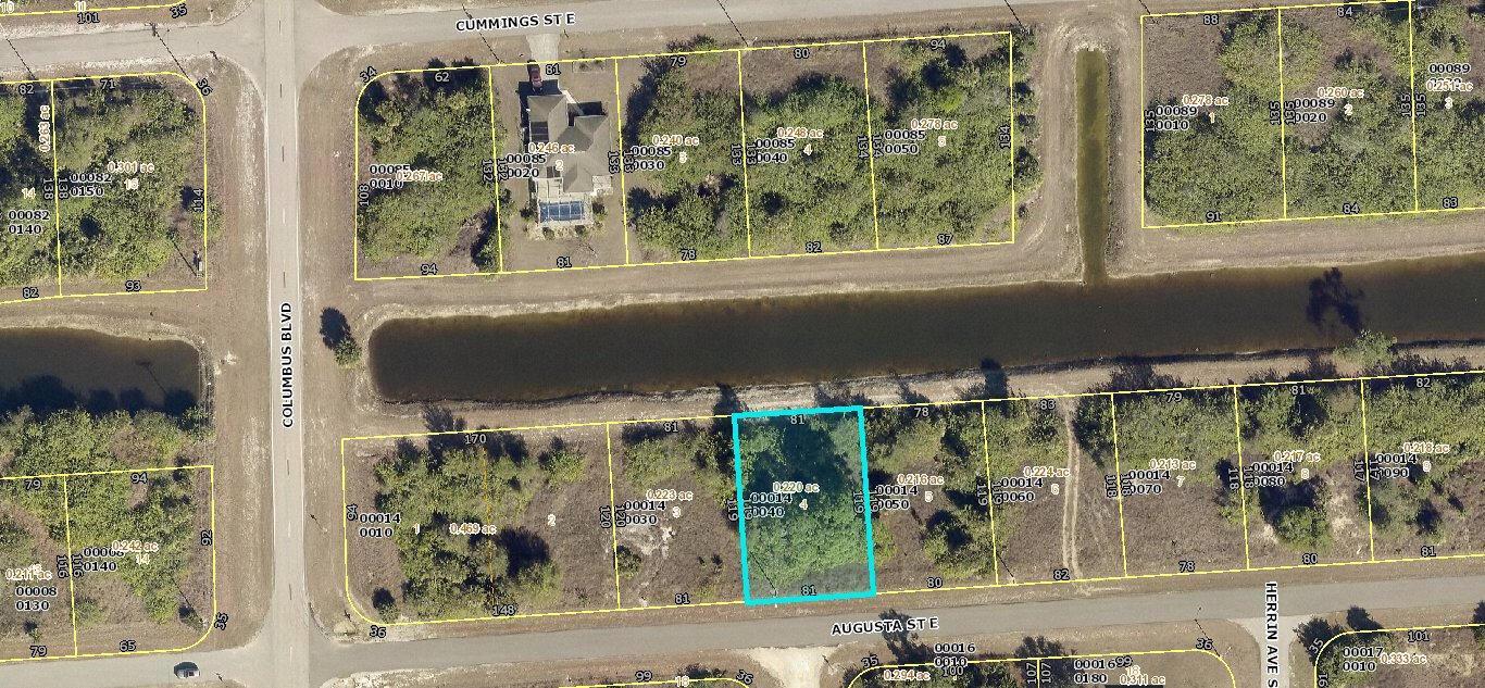 1207 Augusta E Street, Lehigh Acres, Flórida 33974, Estados Unidos