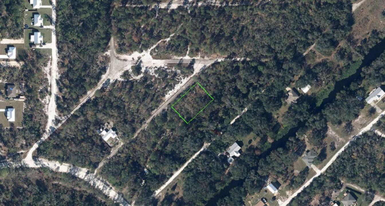13306 Garnet Terrace, Sebring, Floryda 33875, USA