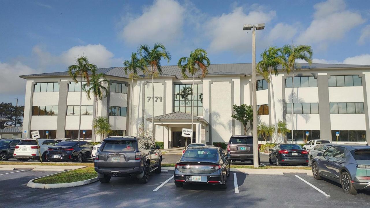 7171 N University Drive 100, Tamarac, Floride 33321, États-Unis