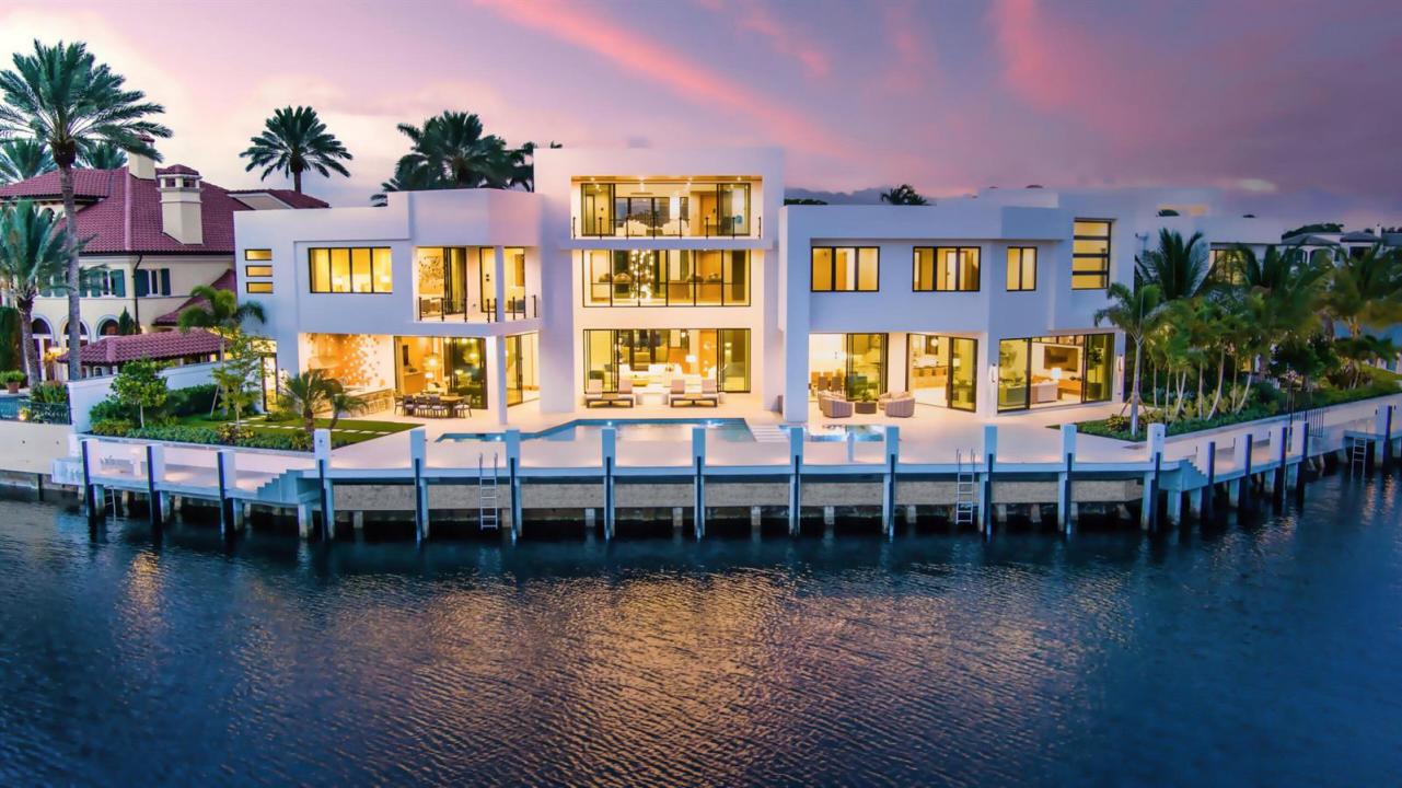 4080 Ibis Point Circle, Boca Raton, Florida 33431, USA
