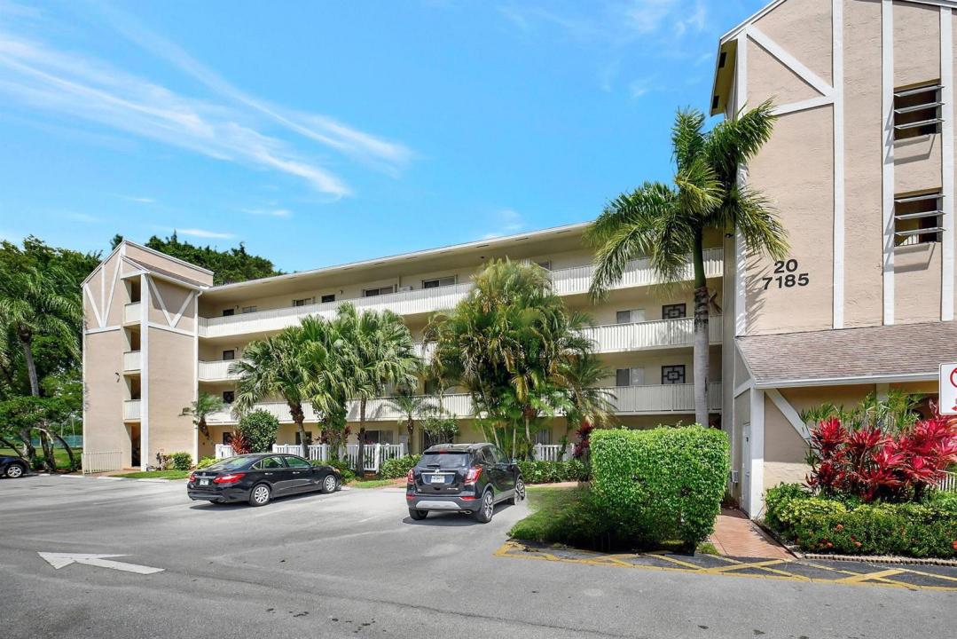 7185 Huntington Lane 301, Delray Beach, Floride 33446, États-Unis