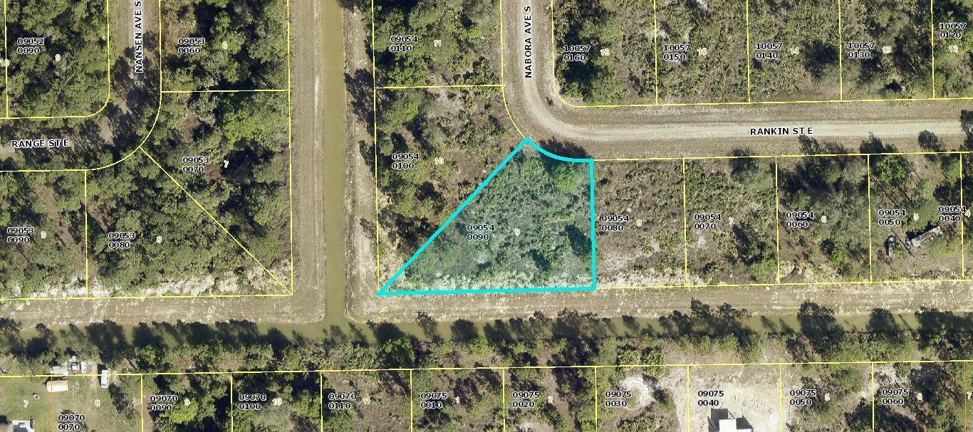 1130 Rankin E Street, Lehigh Acres, Flórida 33974, Estados Unidos