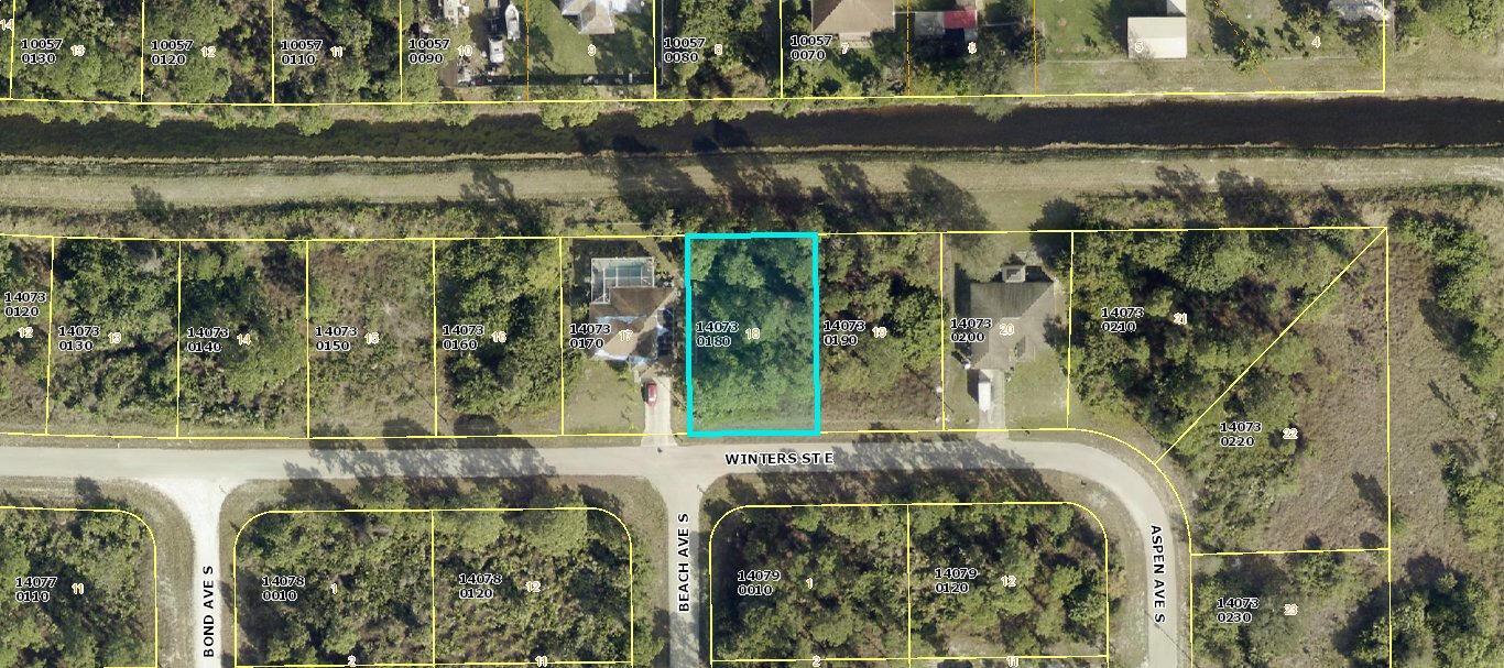 1047 Winters E Street, Lehigh Acres, Florida 33974, Stati Uniti