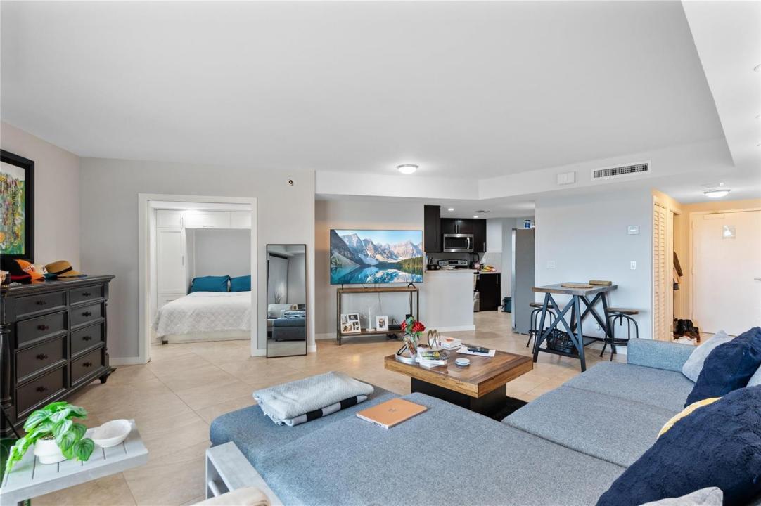 3800 Galt Ocean Drive 202, Fort Lauderdale, Florida 33308, USA