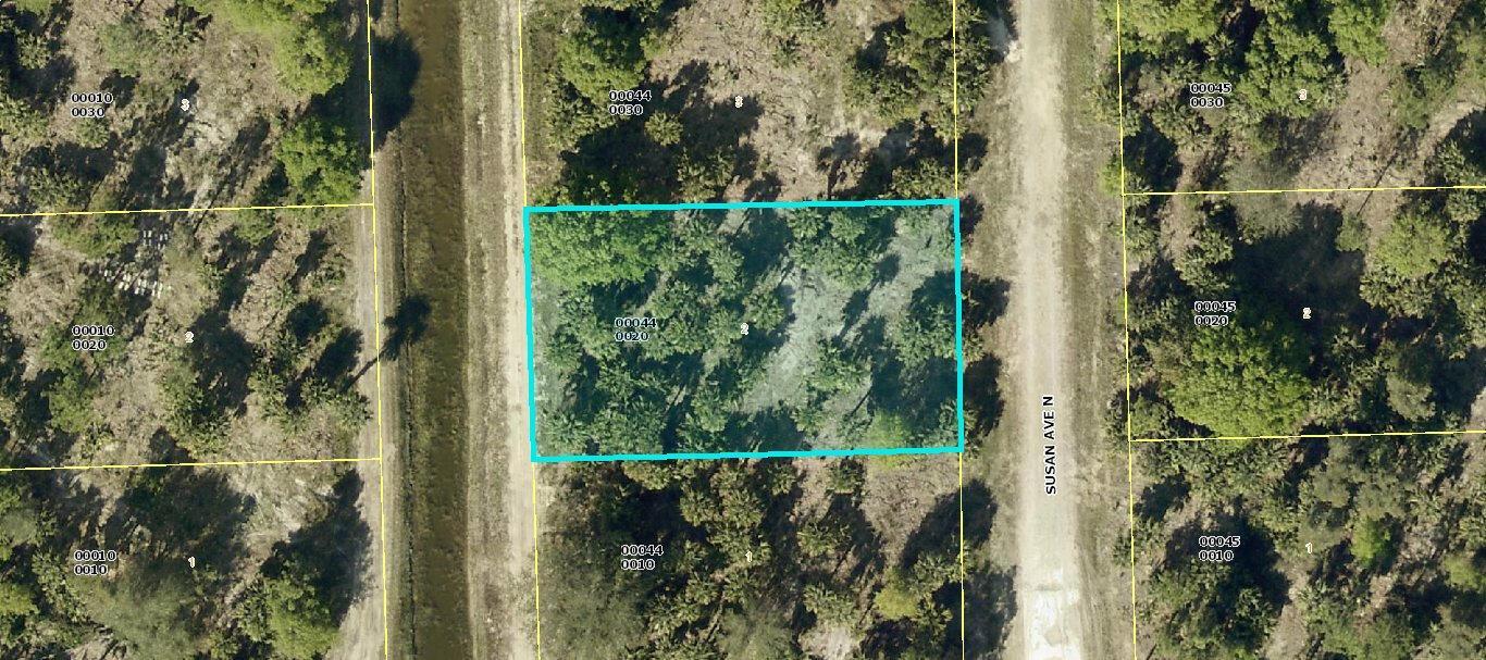 5903 Susan N Avenue, Lehigh Acres, Floride 33971, États-Unis