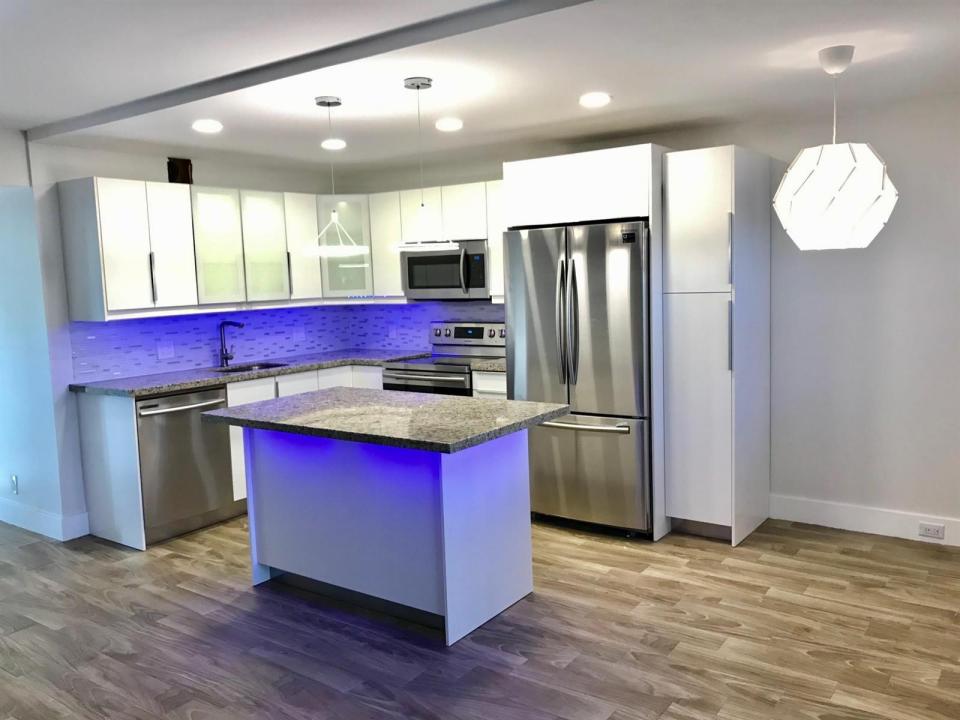 300 SW 134TH Way 210E, Pembroke Pines, Floride 33027, États-Unis