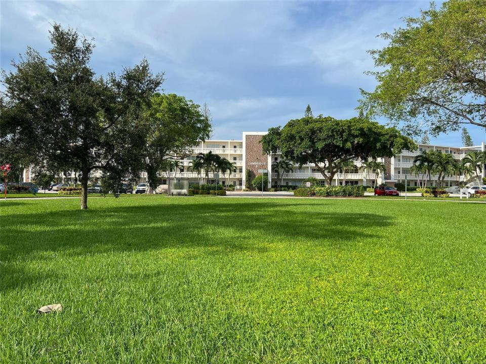 4035 Cambridge B 4035, Deerfield Beach, Floride 33442, États-Unis