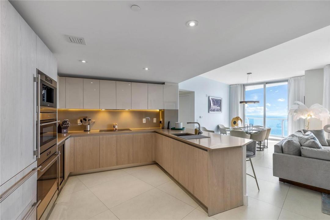 4111 S Ocean Drive Lph3/5, Hollywood, Floride 33019, États-Unis