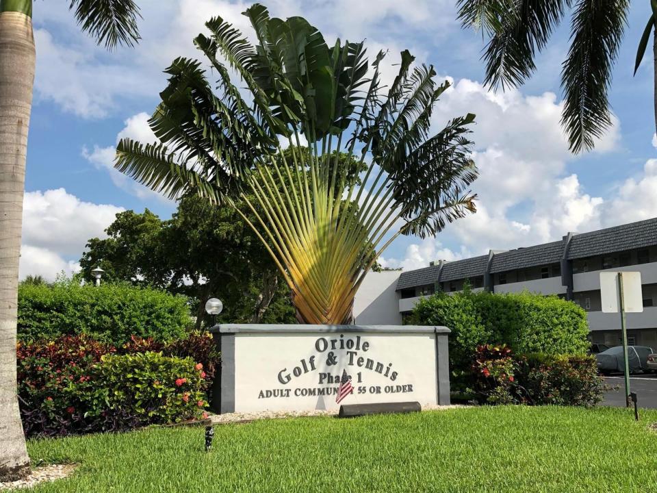 7877 Golf Circle Drive 211, Margate, Florida 33063, USA