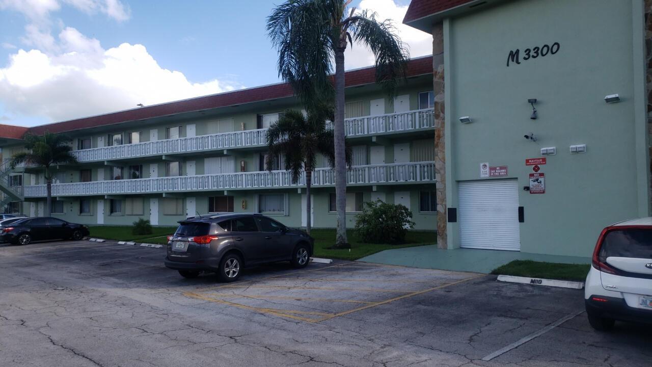 3300 Springdale Boulevard 306, Palm Springs, Floride 33461, États-Unis