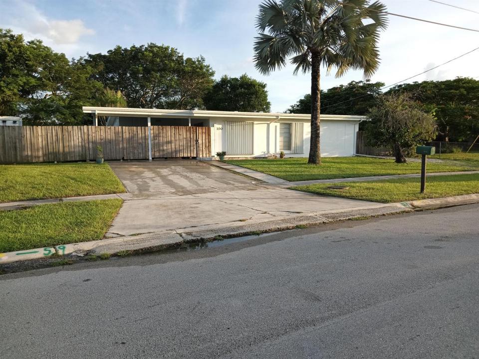 100 SE Naranja Avenue, Port St. Lucie, Florida 34983, Amerika Birleşik Devletleri