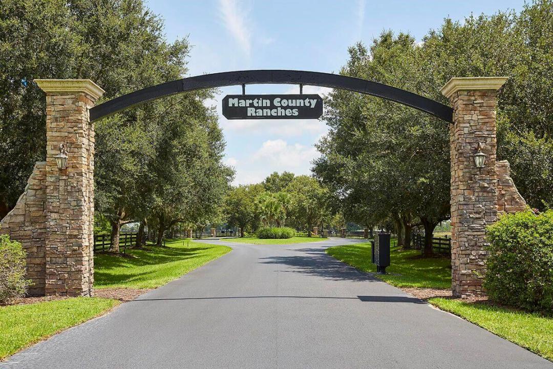 25701 SW Brians Trail, Okeechobee, Florida 34974, Stati Uniti