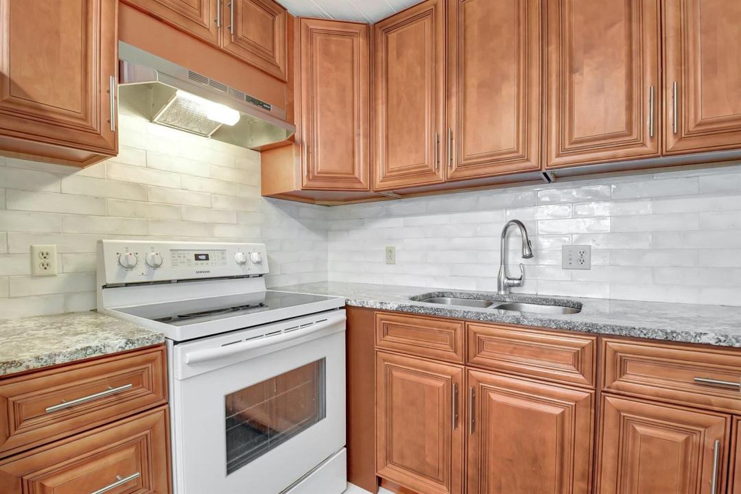 400 Village Green W Circle 212, Palm Springs, Floride 33461, États-Unis