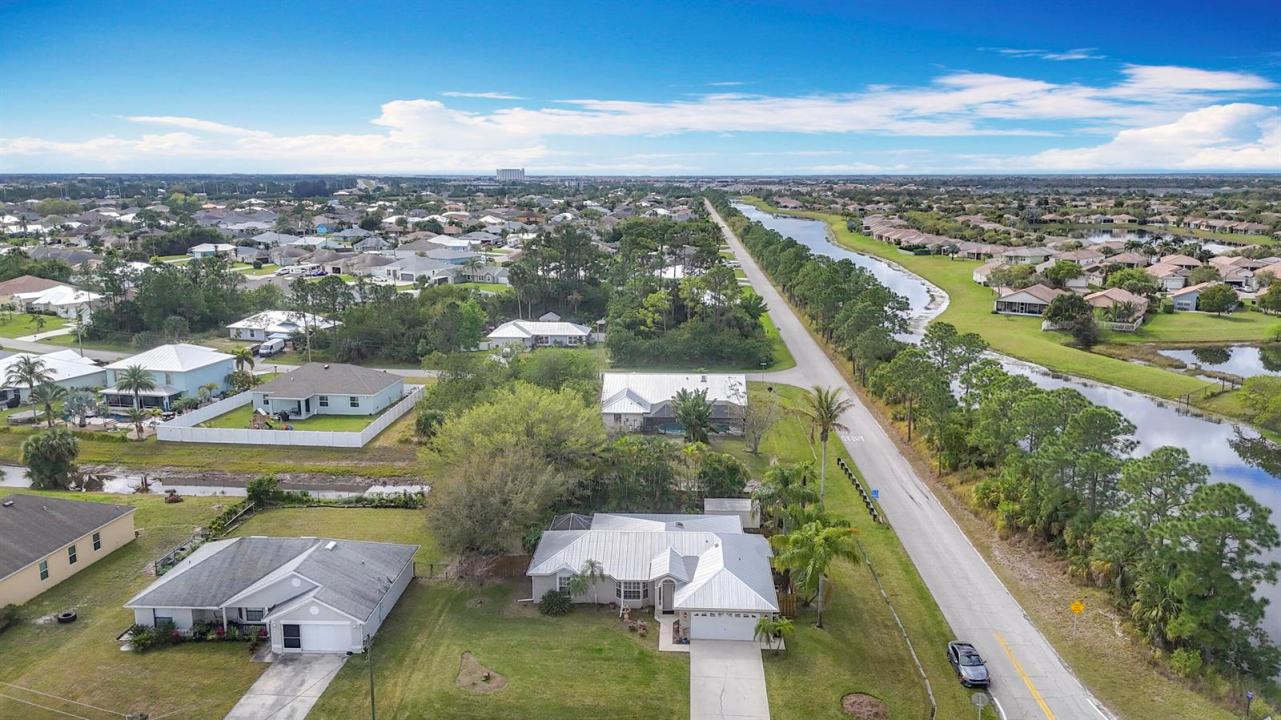 2686 SW Fairgreen Road, Port St. Lucie, Floride 34987, États-Unis