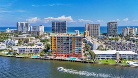 821 N Riverside Drive Ph2, Pompano Beach, Florida 33062, USA