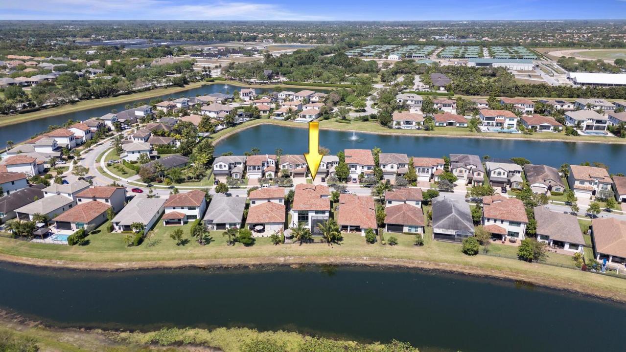 8451 Grand Prix Lane, Boynton Beach, Floride 33472, États-Unis