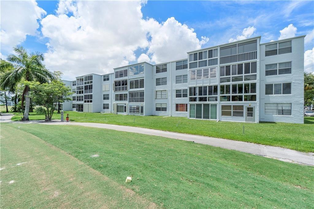 7684 NW 18th Street 101, Margate, Floride 33063, États-Unis