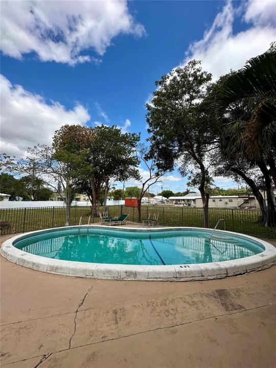 348 S Federal Highway 2, Dania Beach, Floride 33004, États-Unis