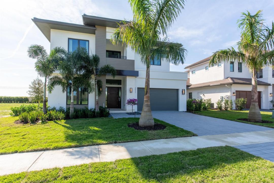 3032 Blue Cypress Lane, Wellington, Florida 33414, USA