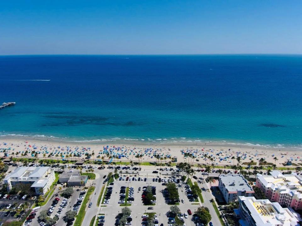 120 S Ocean Drive, Deerfield Beach, Florida 33441, USA