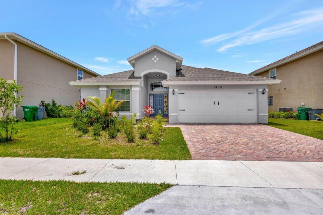 9709 Starboard Drive, Fort Pierce, Florida 34945, USA