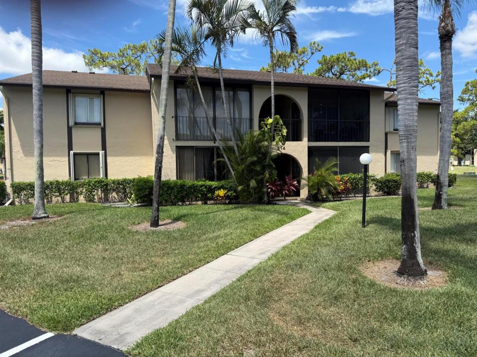 414 Pine Glen Lane B-1, Florida 33463, Stati Uniti