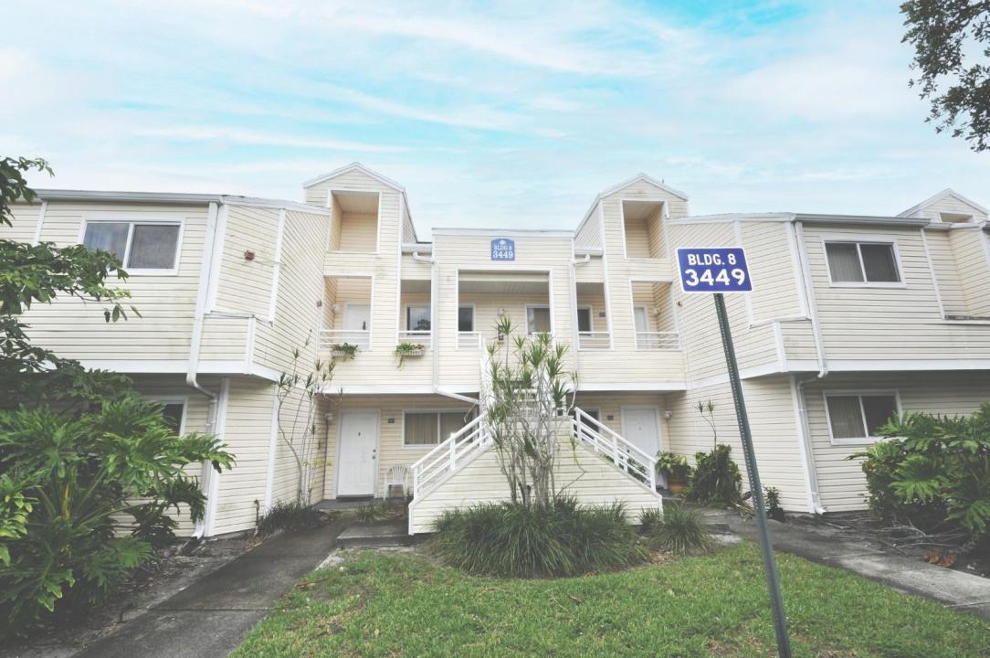 3449 NW 44th Street 202, Lauderdale Lakes, Floride 33309, États-Unis