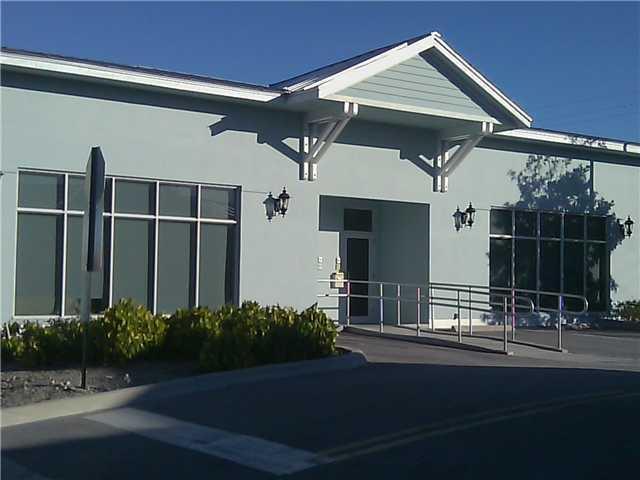 272 W Hillsboro Boulevard, Deerfield Beach, Floride 33441, États-Unis