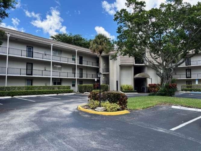 9401 Lime Bay Boulevard 305, Tamarac, Floride 33321, États-Unis