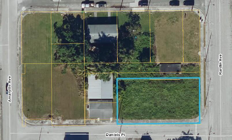 * Daniel Place, Pahokee, Floride 33476, États-Unis