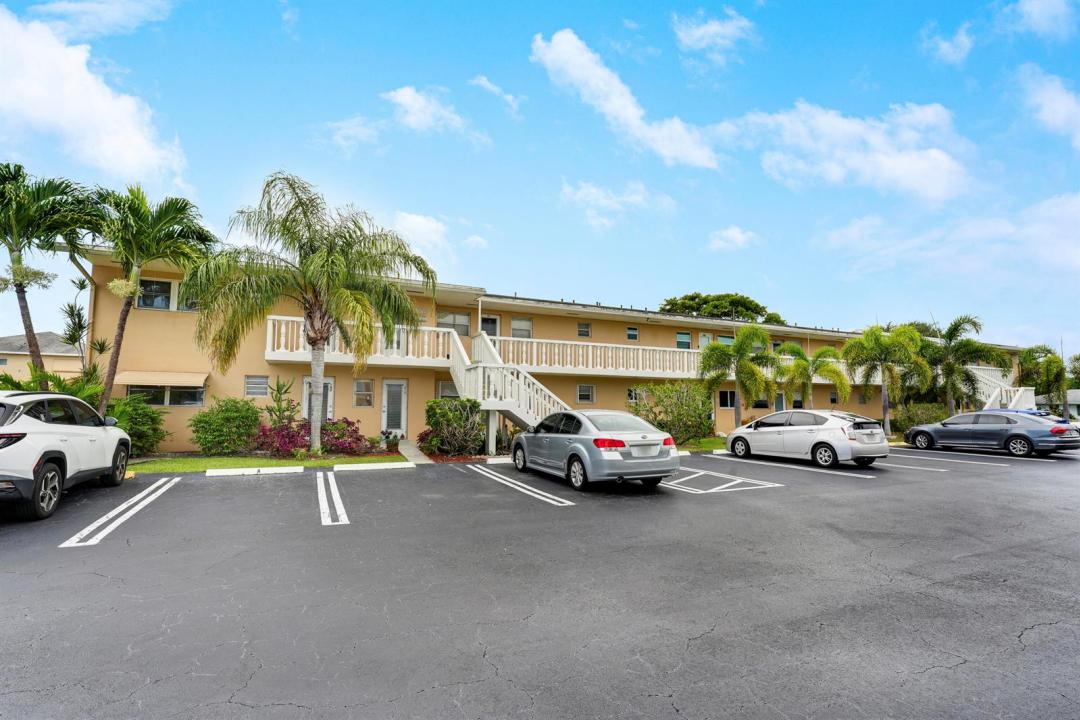 2132 NE 1st Way 201, Boynton Beach, Florida 33435, Stati Uniti