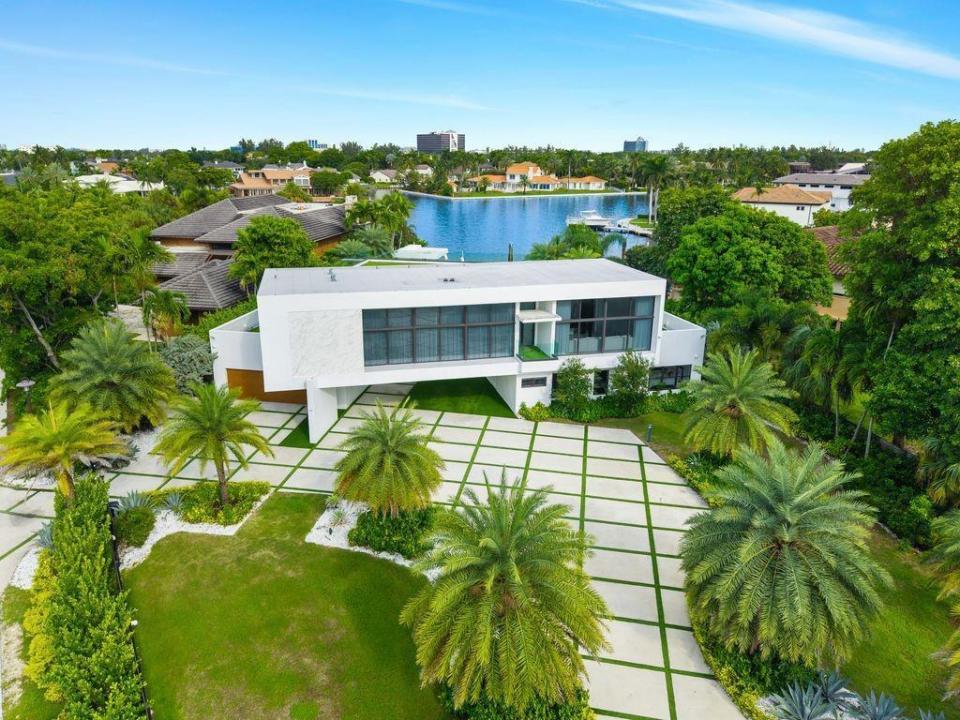 19 Gatehouse Road, Sea Ranch Lakes, Floride 33308, États-Unis
