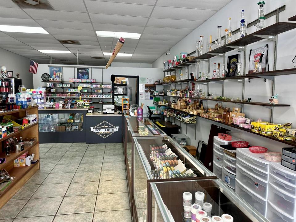 914 SW Gatlin Boulevard, Port St. Lucie, Floride 34953, États-Unis