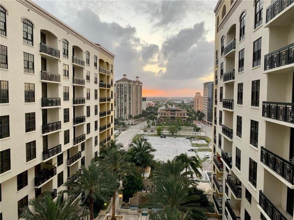 801 S Olive Avenue 1417, West Palm Beach, Floride 33401, États-Unis